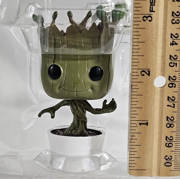 Hallmark Funko Pop Marvel GROOT Christmas Ornament - Picture 9 of 15